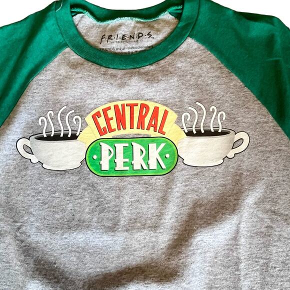 FRIENDS TV Show Graphic Baseball T SHIRT MED Mens Womens Central Perk Coffee TEE - Picture 1 of 7